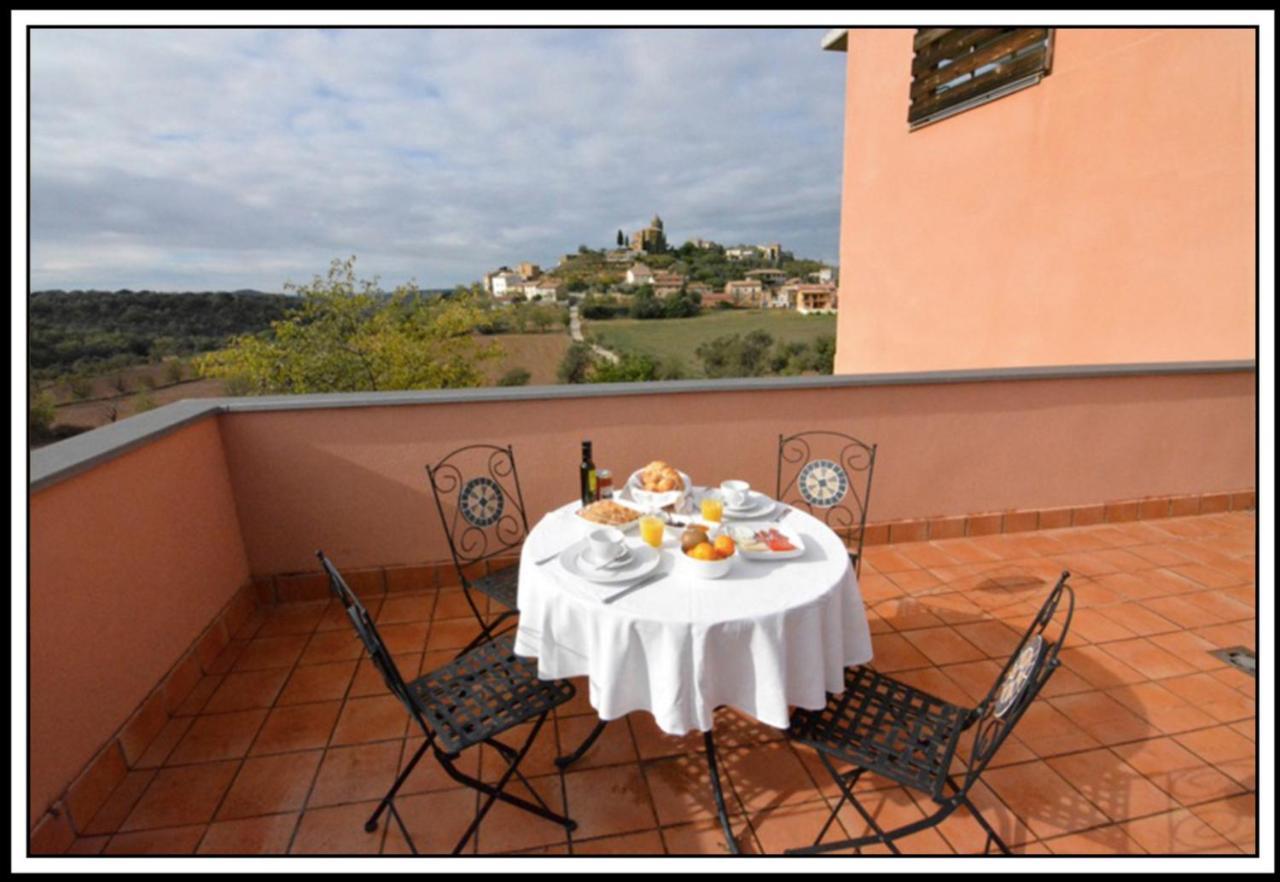 Hotel Era Conte Bierge Buitenkant foto